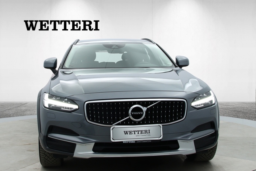 Volvo V90 Cross Country vaihtoauto