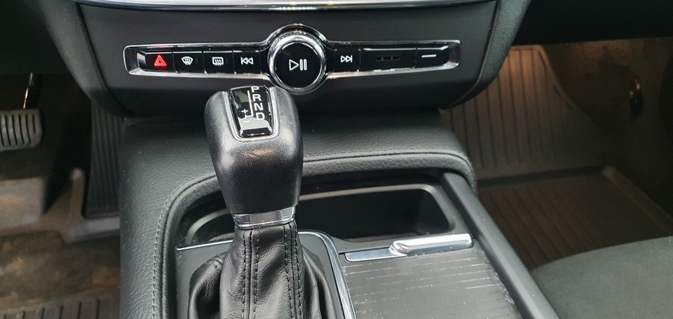 Volvo V90 Cross Country vaihtoauto