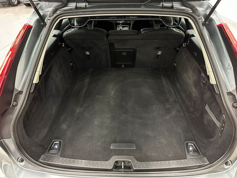 Volvo V90 Cross Country vaihtoauto