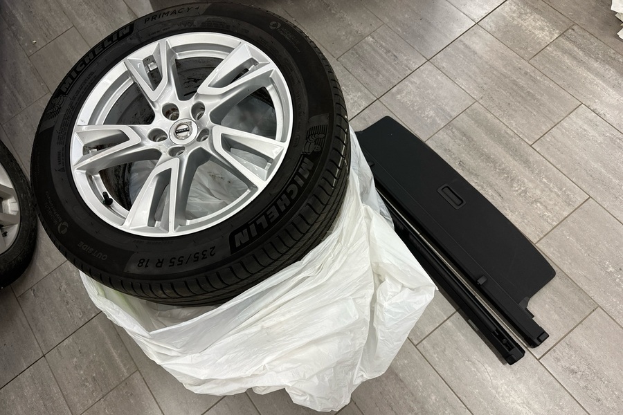 Volvo V90 Cross Country vaihtoauto