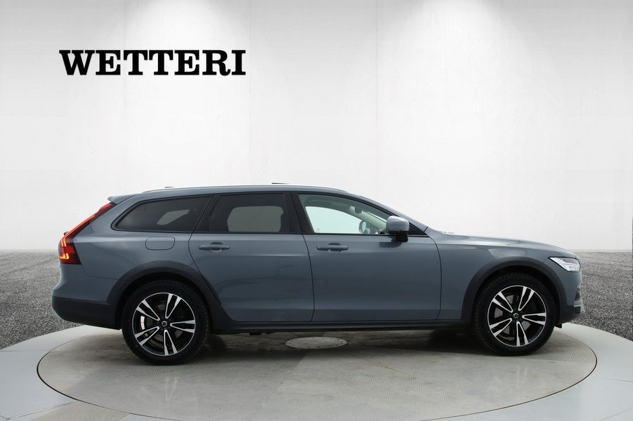 Volvo V90 Cross Country vaihtoauto