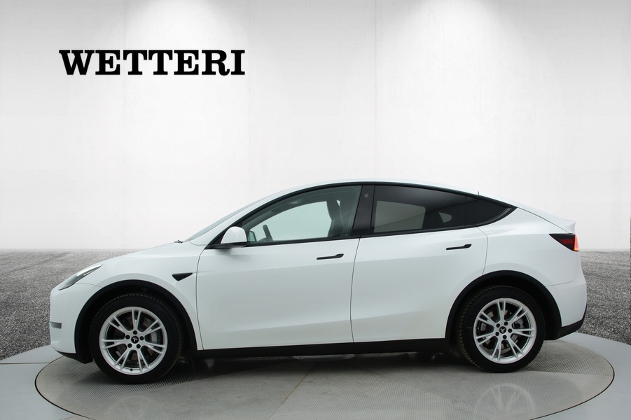 Tesla Model Y vaihtoauto