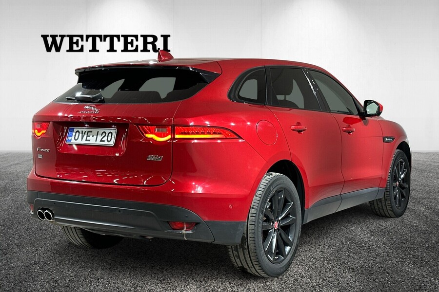 Jaguar F-PACE vaihtoauto