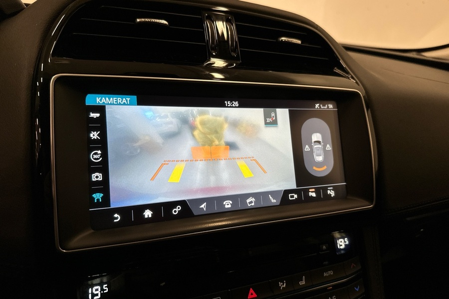 Jaguar F-PACE vaihtoauto