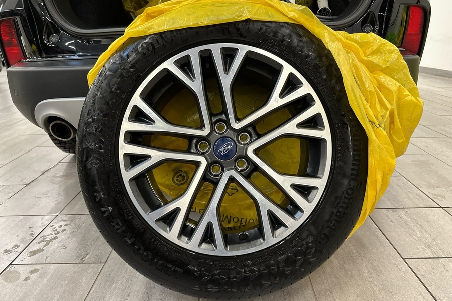 Ford Kuga vaihtoauto