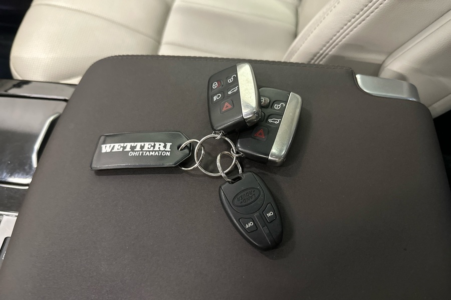 Land Rover Discovery vaihtoauto