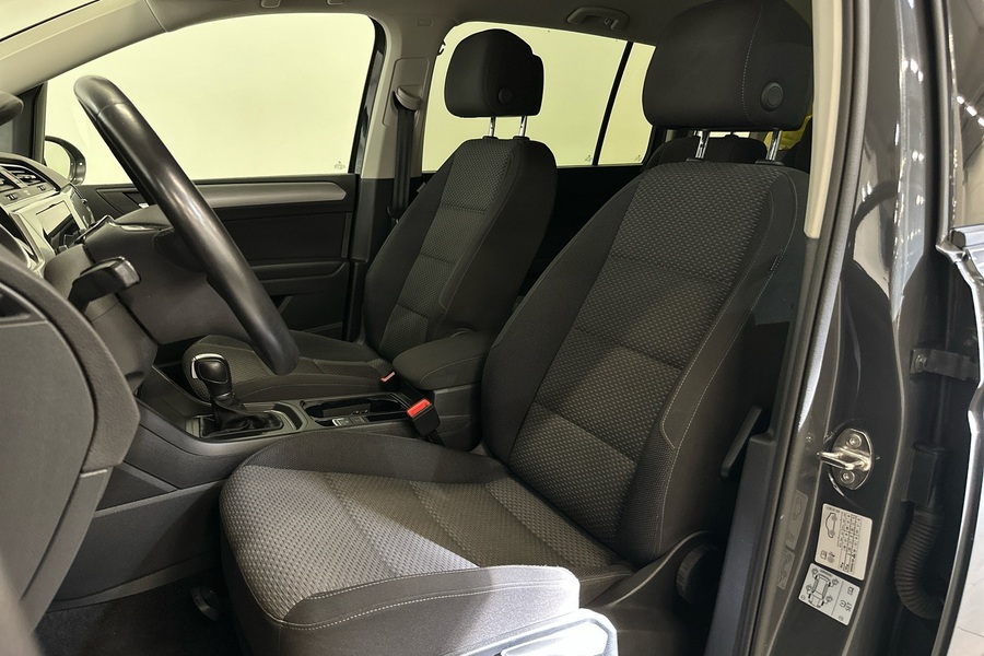 Volkswagen Touran vaihtoauto