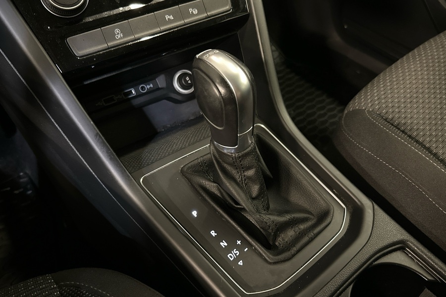 Volkswagen Touran vaihtoauto