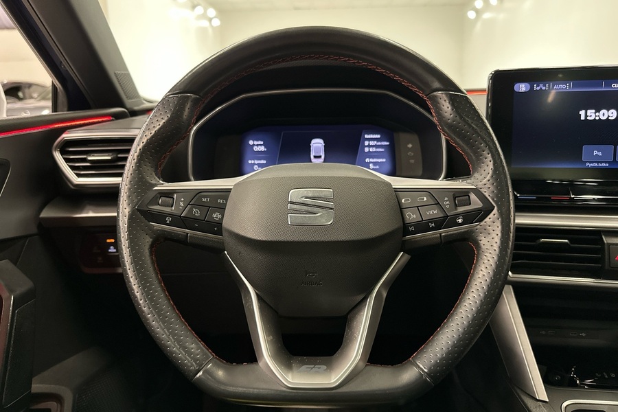 SEAT Leon Sportstourer vaihtoauto