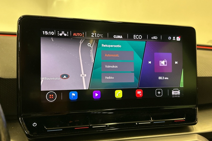 SEAT Leon Sportstourer vaihtoauto