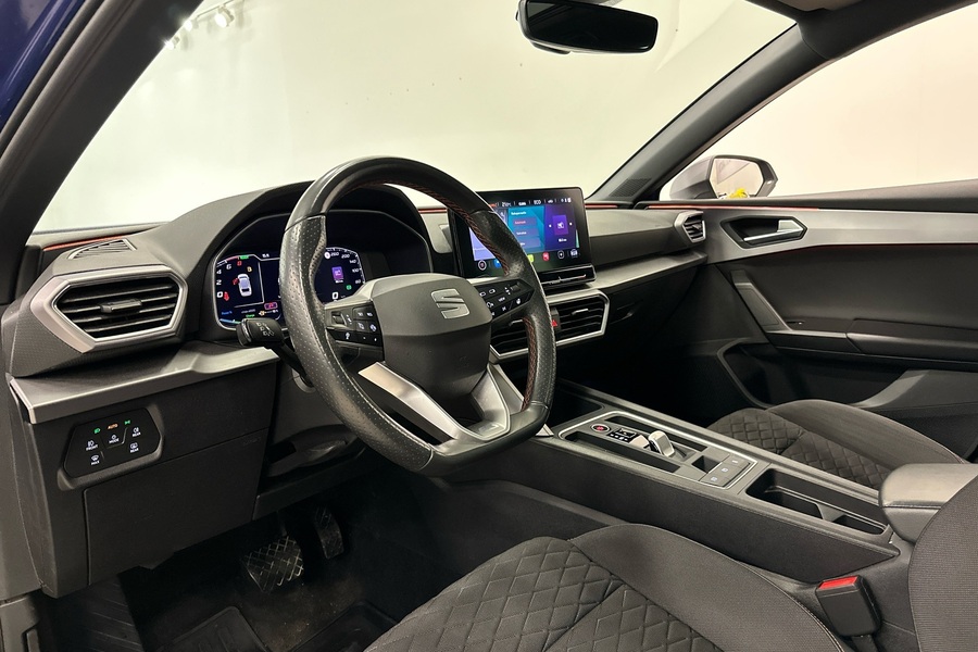 SEAT Leon Sportstourer vaihtoauto