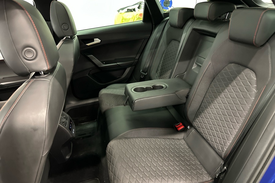 SEAT Leon Sportstourer vaihtoauto