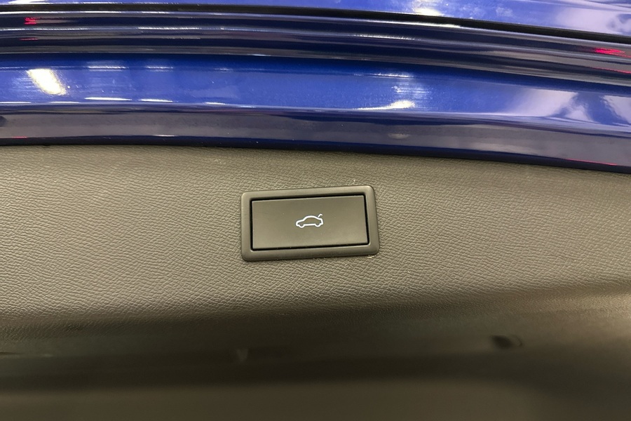 SEAT Leon Sportstourer vaihtoauto