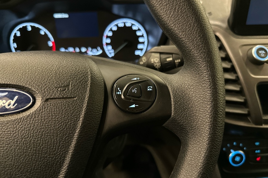 Ford Transit Connect vaihtoauto