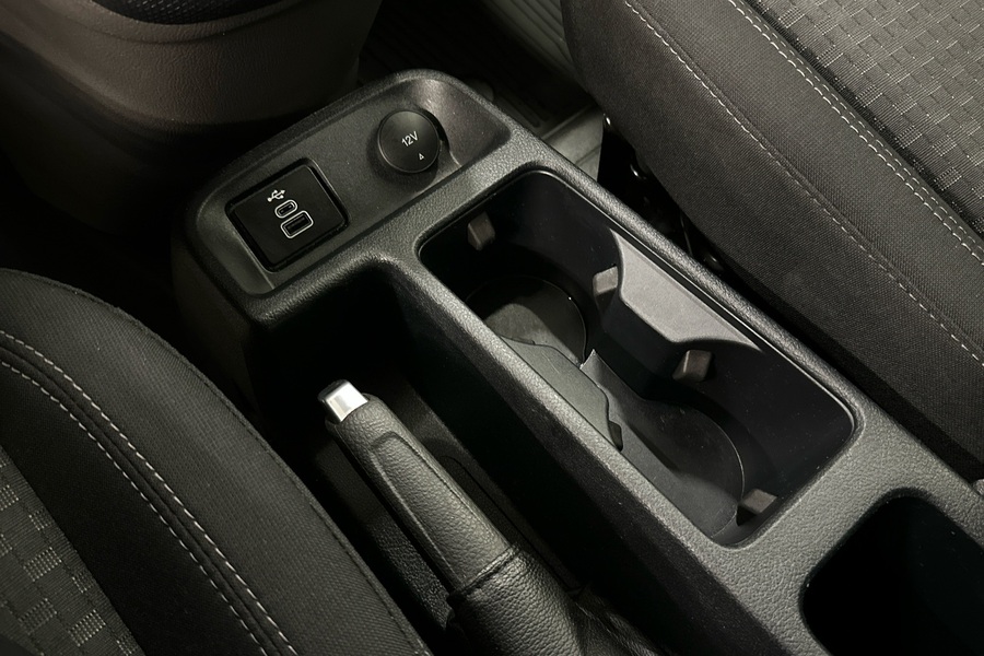 Ford Transit Connect vaihtoauto