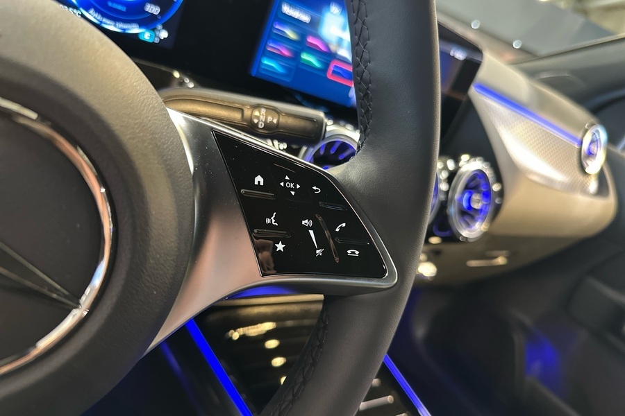 Mercedes-Benz EQA vaihtoauto