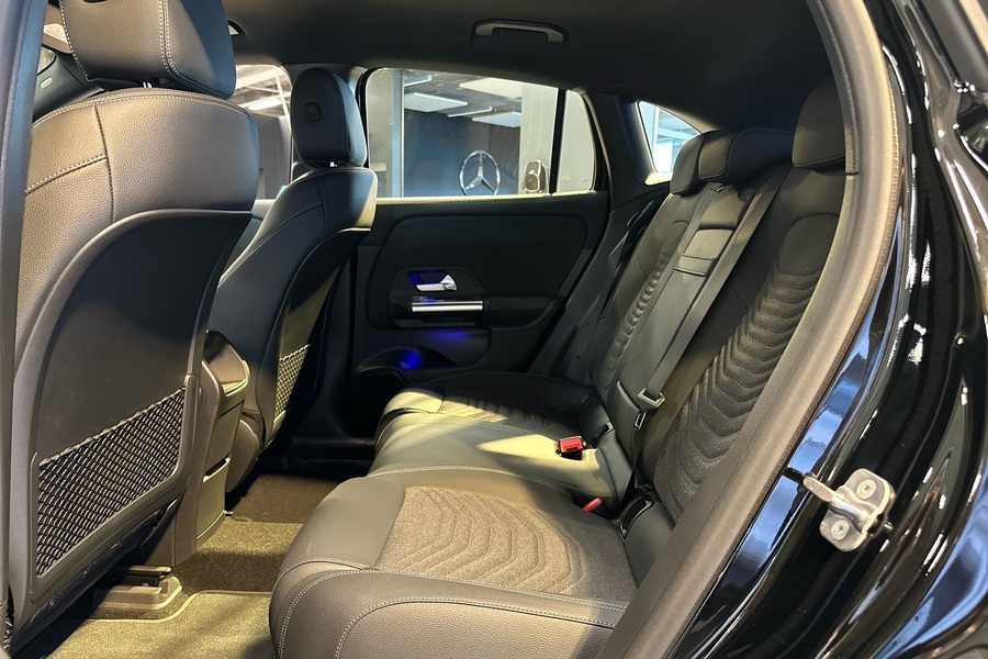 Mercedes-Benz EQA vaihtoauto