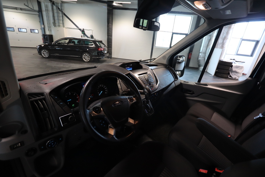 Ford Transit vaihtoauto