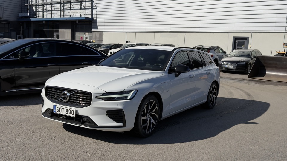 Volvo V60 vaihtoauto