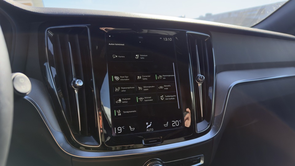 Volvo V60 vaihtoauto