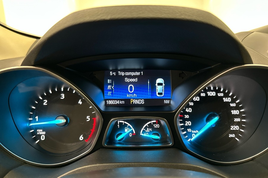 Ford Kuga vaihtoauto