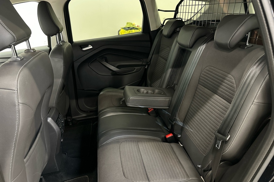 Ford Kuga vaihtoauto