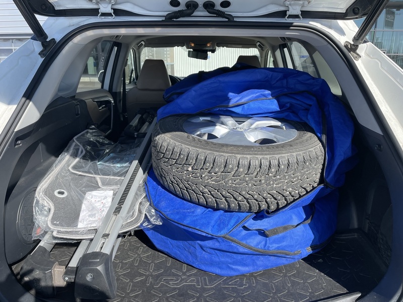 Toyota RAV4 vaihtoauto