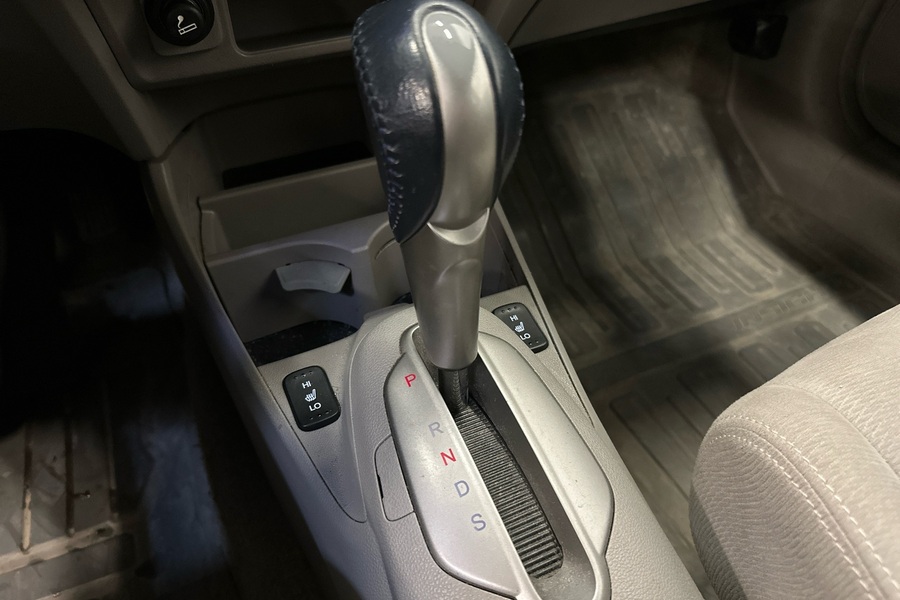 Honda Insight vaihtoauto