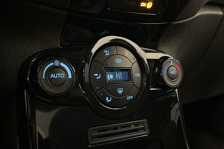 Ford Fiesta vaihtoauto