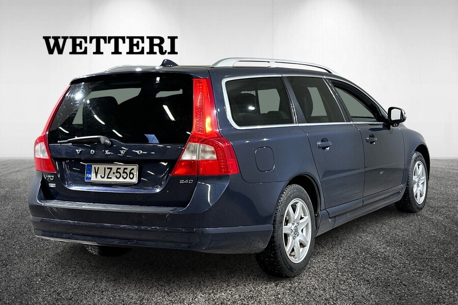 Volvo V70 vaihtoauto