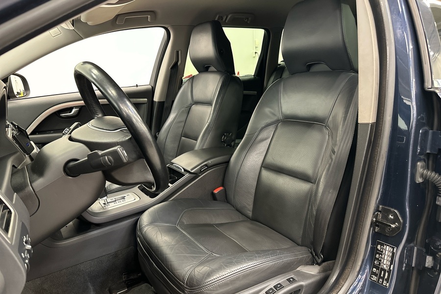 Volvo V70 vaihtoauto