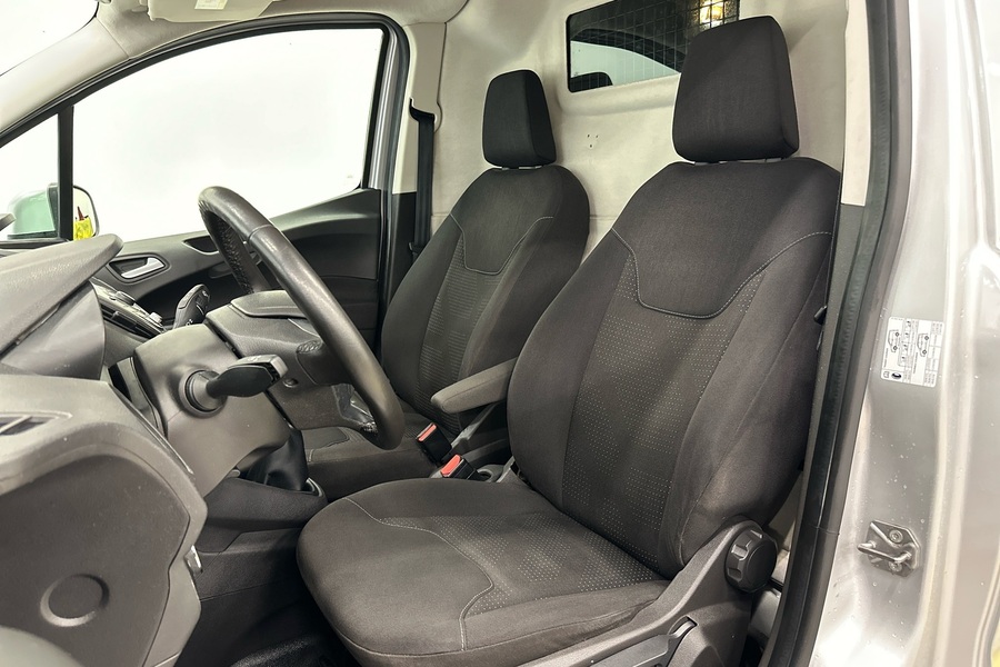 Ford Transit Courier vaihtoauto