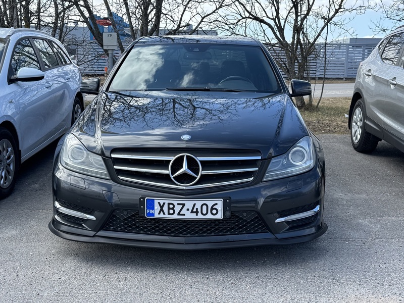 Mercedes-Benz C vaihtoauto