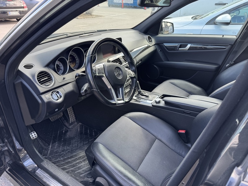Mercedes-Benz C vaihtoauto