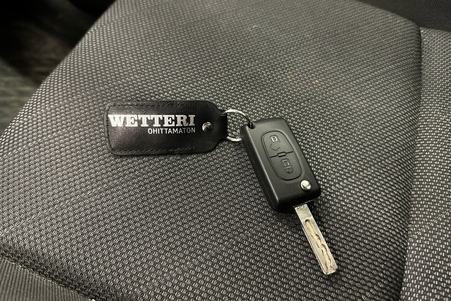 Peugeot 207 vaihtoauto