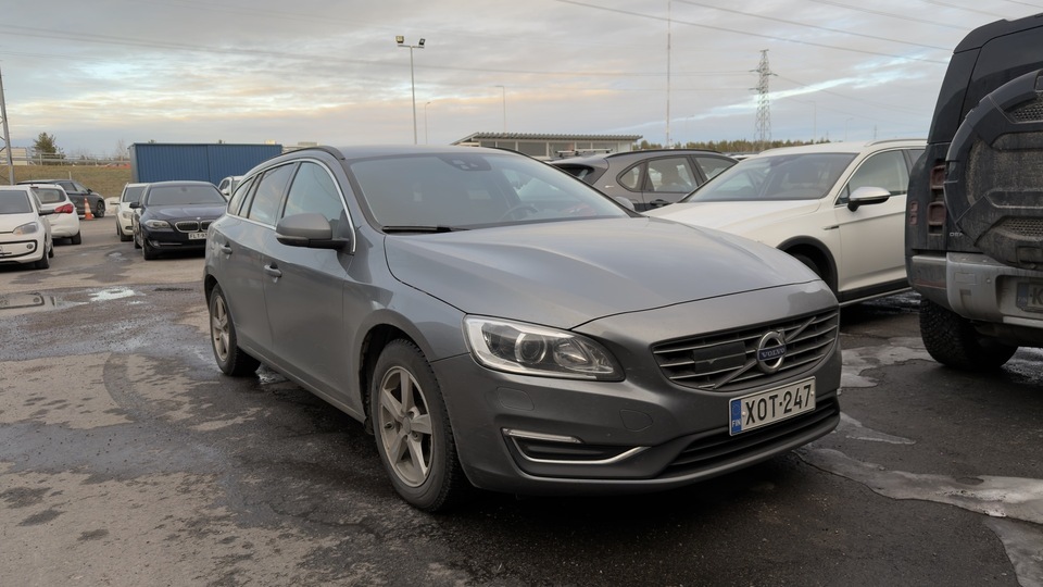 Volvo V60 vaihtoauto