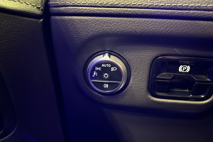 Mercedes-Benz EQE vaihtoauto