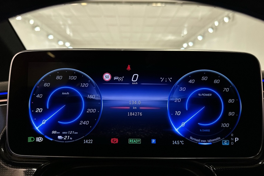 Mercedes-Benz EQE vaihtoauto