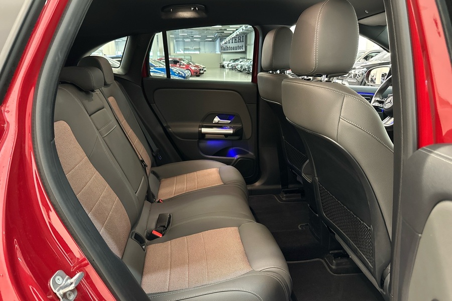 Mercedes-Benz EQA vaihtoauto