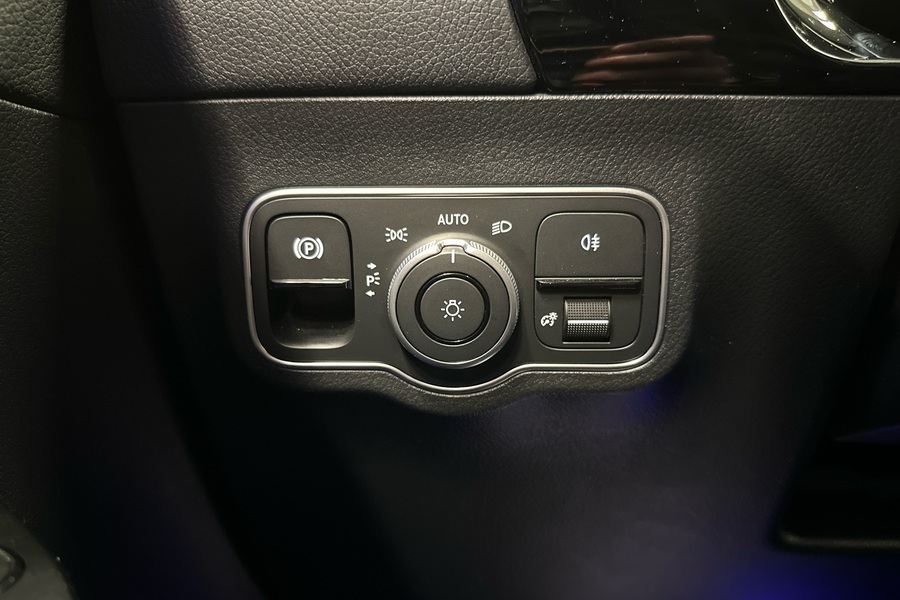 Mercedes-Benz EQA vaihtoauto