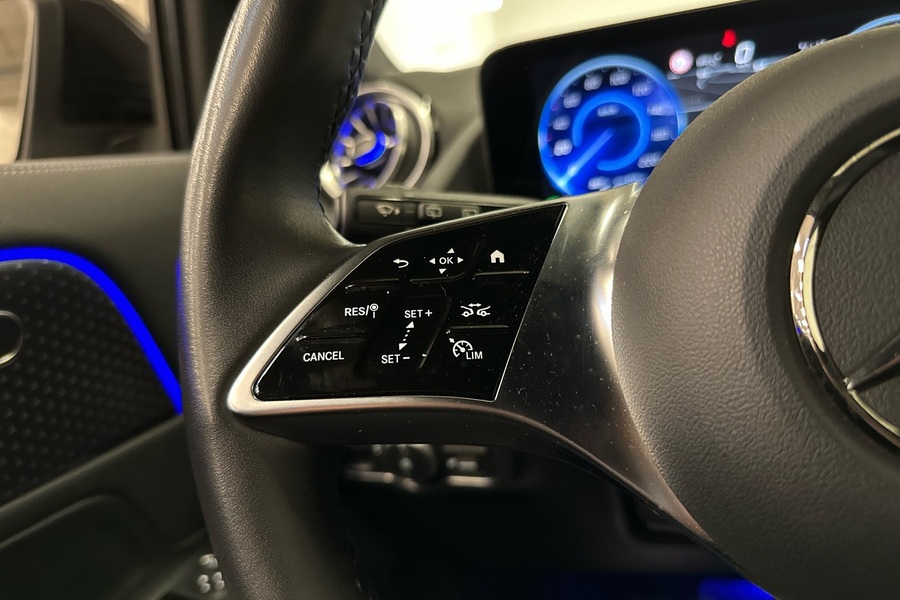 Mercedes-Benz EQA vaihtoauto