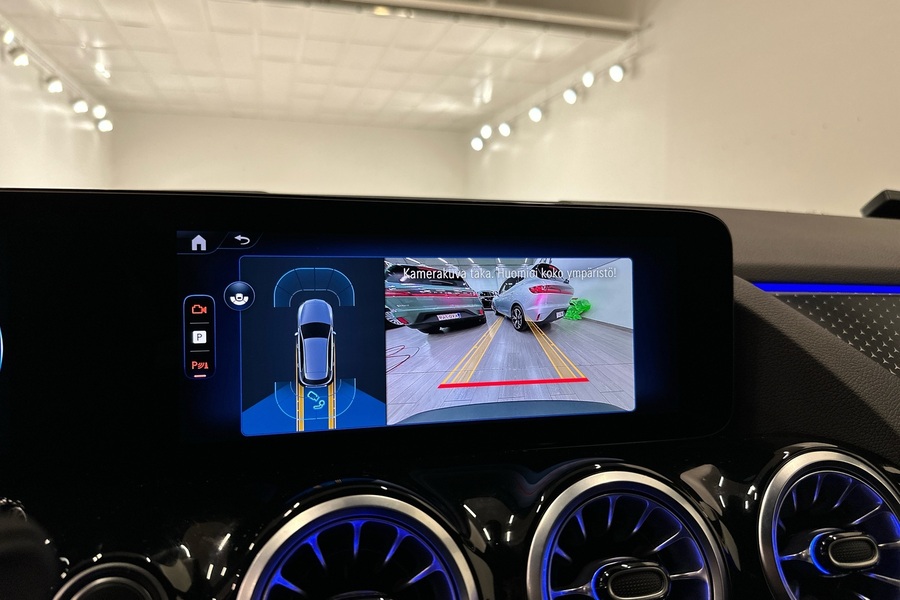 Mercedes-Benz EQA vaihtoauto