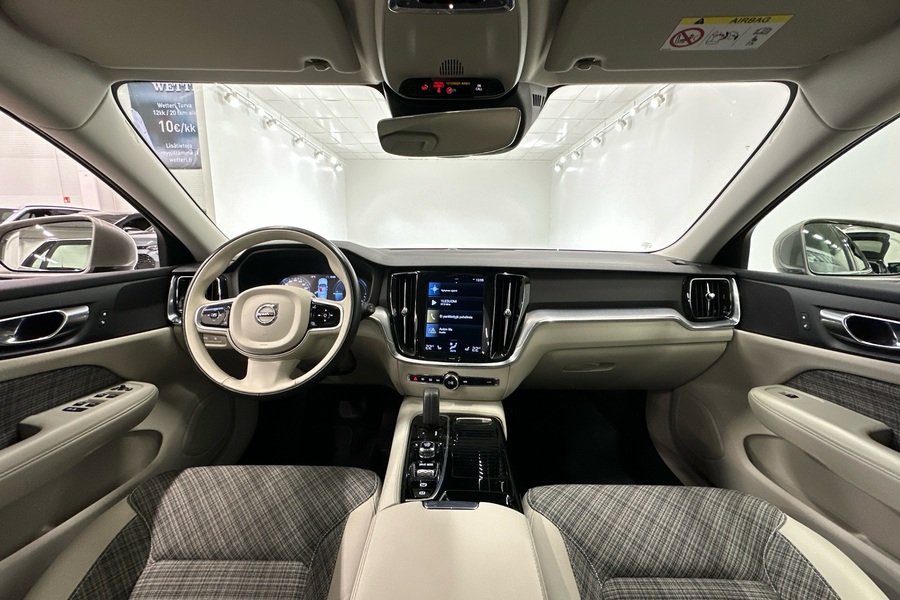 Volvo V60 vaihtoauto