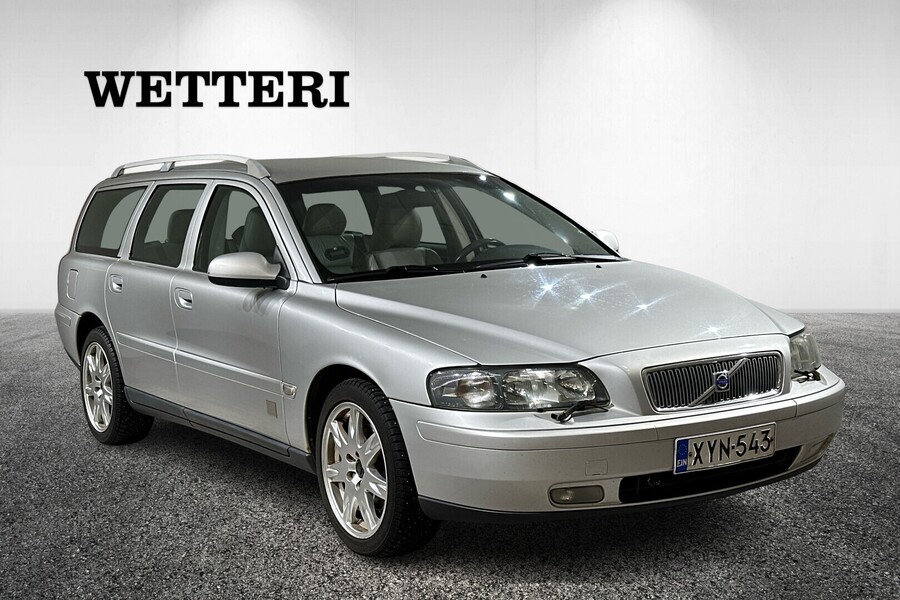 Volvo V70 vaihtoauto