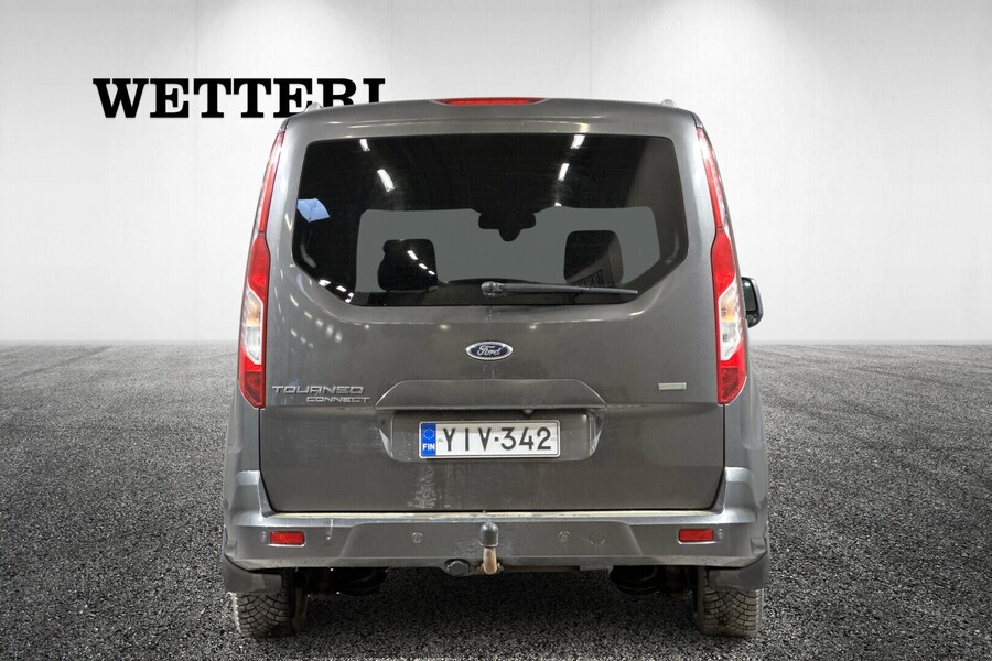 Ford Grand Tourneo Connect vaihtoauto