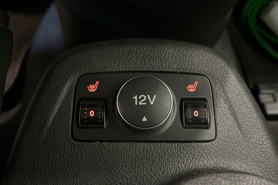 Ford Grand Tourneo Connect vaihtoauto