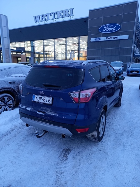 Ford Kuga vaihtoauto