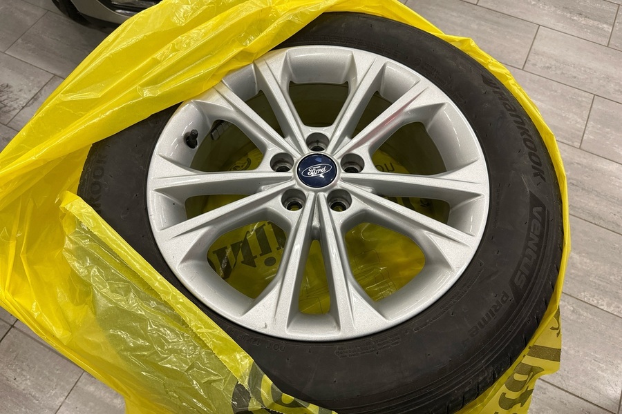 Ford Kuga vaihtoauto