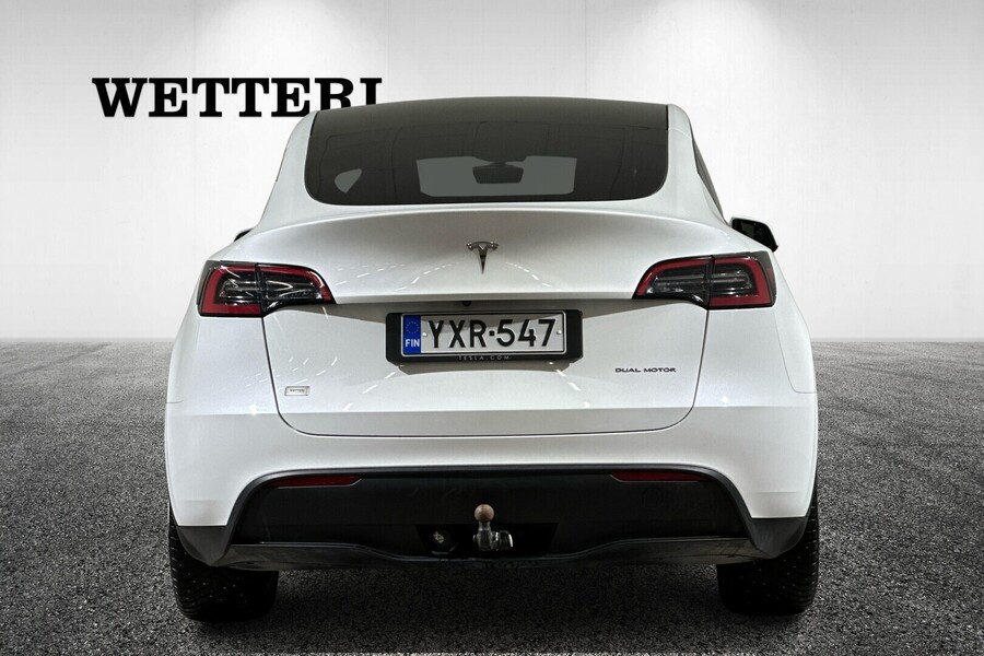Tesla Model Y vaihtoauto