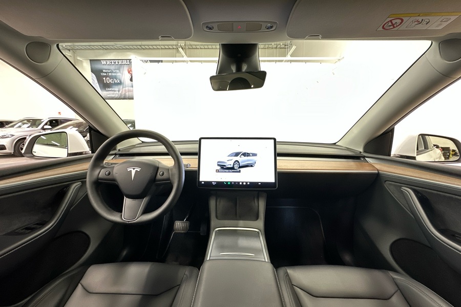 Tesla Model Y vaihtoauto